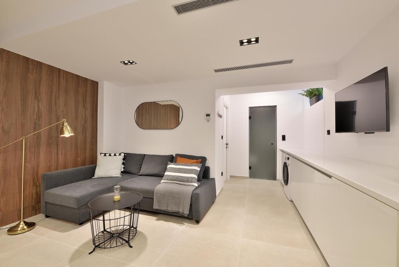 Phaedrus Living City Center Luxury Flat Skoufa Athens Exterior photo